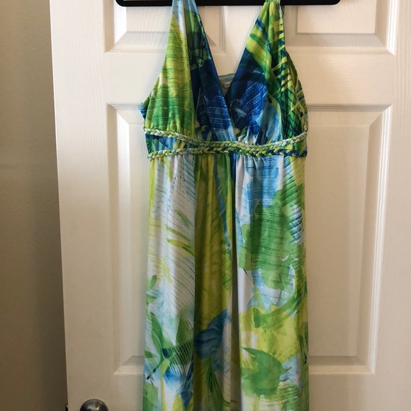 Dress - Picture 2 of 5